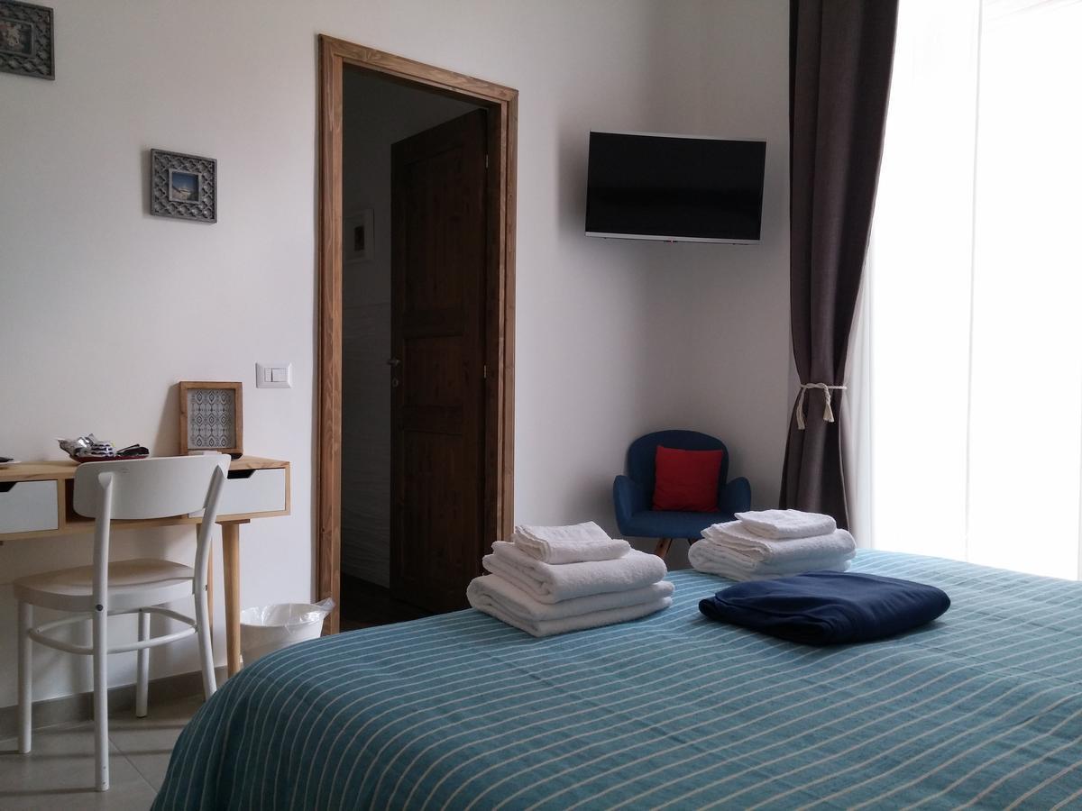 Crianza B&B Napoli Exterior foto